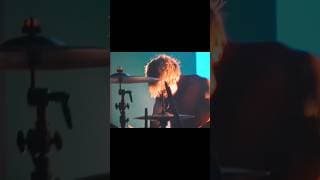 "BIRDS" LIVE IN BRISBANE